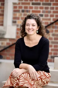 Amanda Robinson